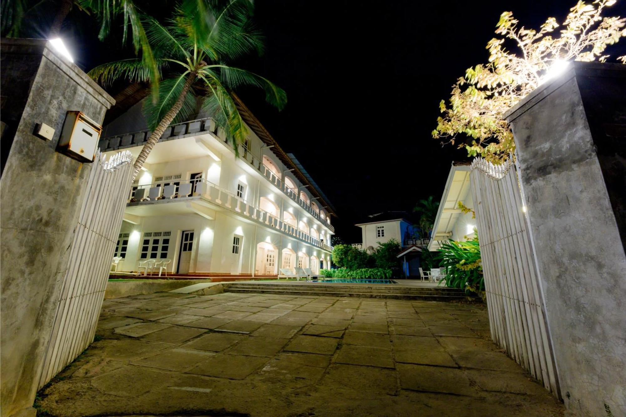 Shangrela Beach Resort By Ark Ambalangoda  Exterior foto